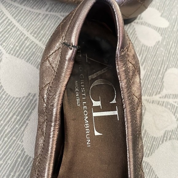 AGLsize38 women’s flats preowned good condition see photos for imperfections - Picture 4 of 13